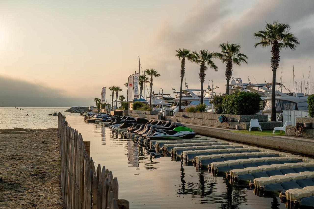 Hotel La Menado Cavalaire-sur-Mer Esterno foto